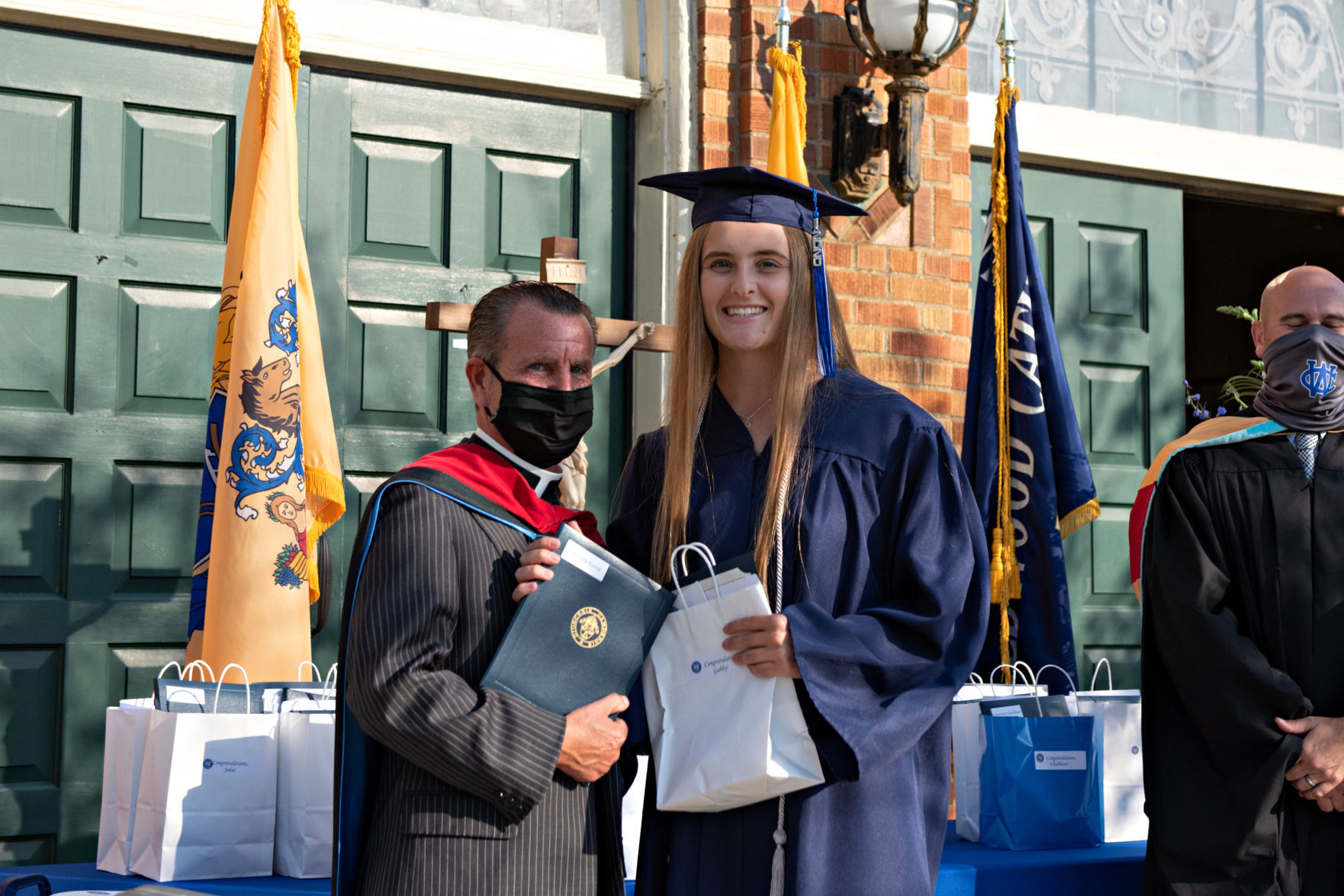 060420_nws_wildwoodcatholicgrad